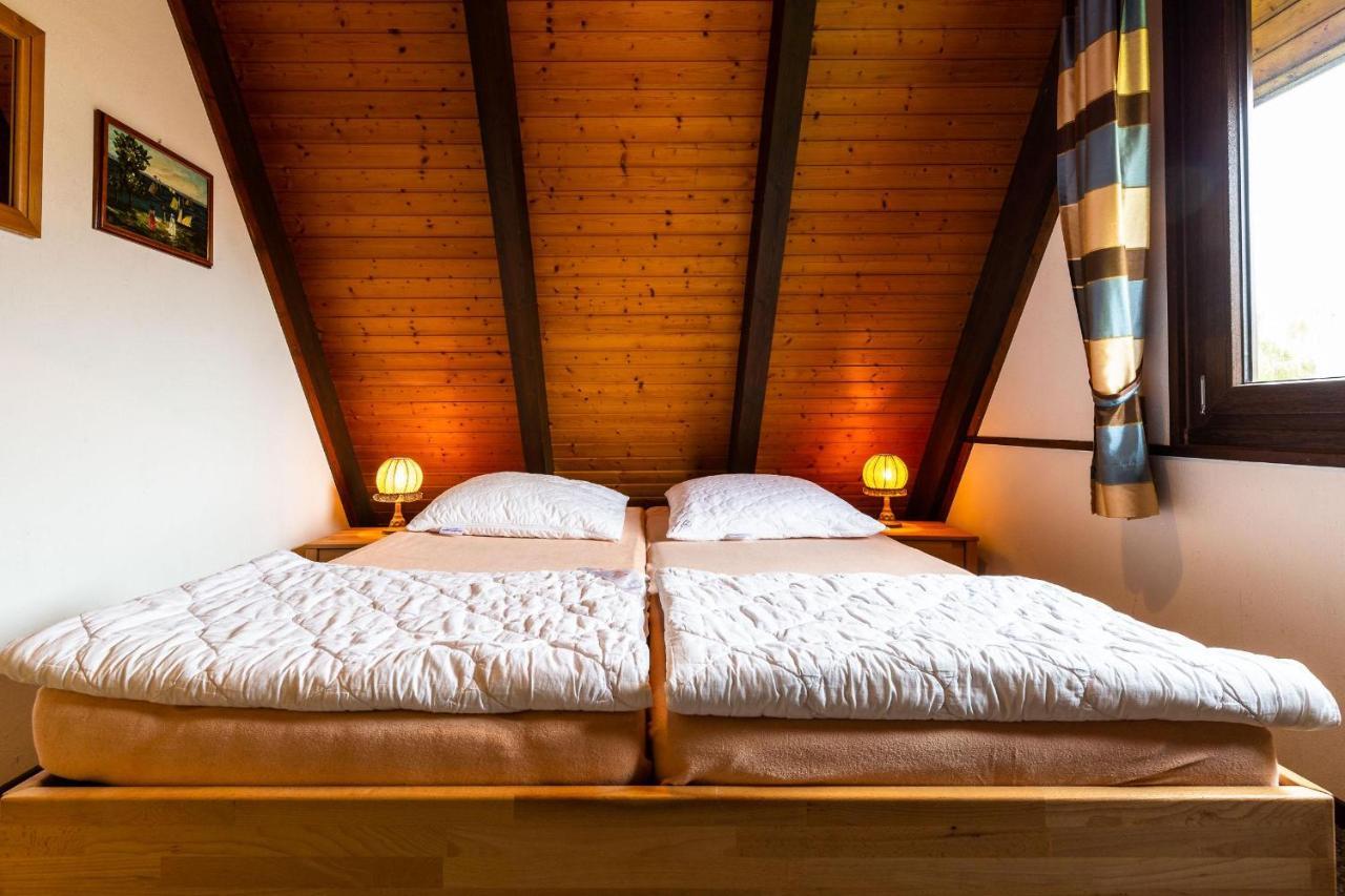 Ferienwohnpark Immenstaad Am Bodensee Nurdachhaus Typ 8 Ndt 099 Kültér fotó