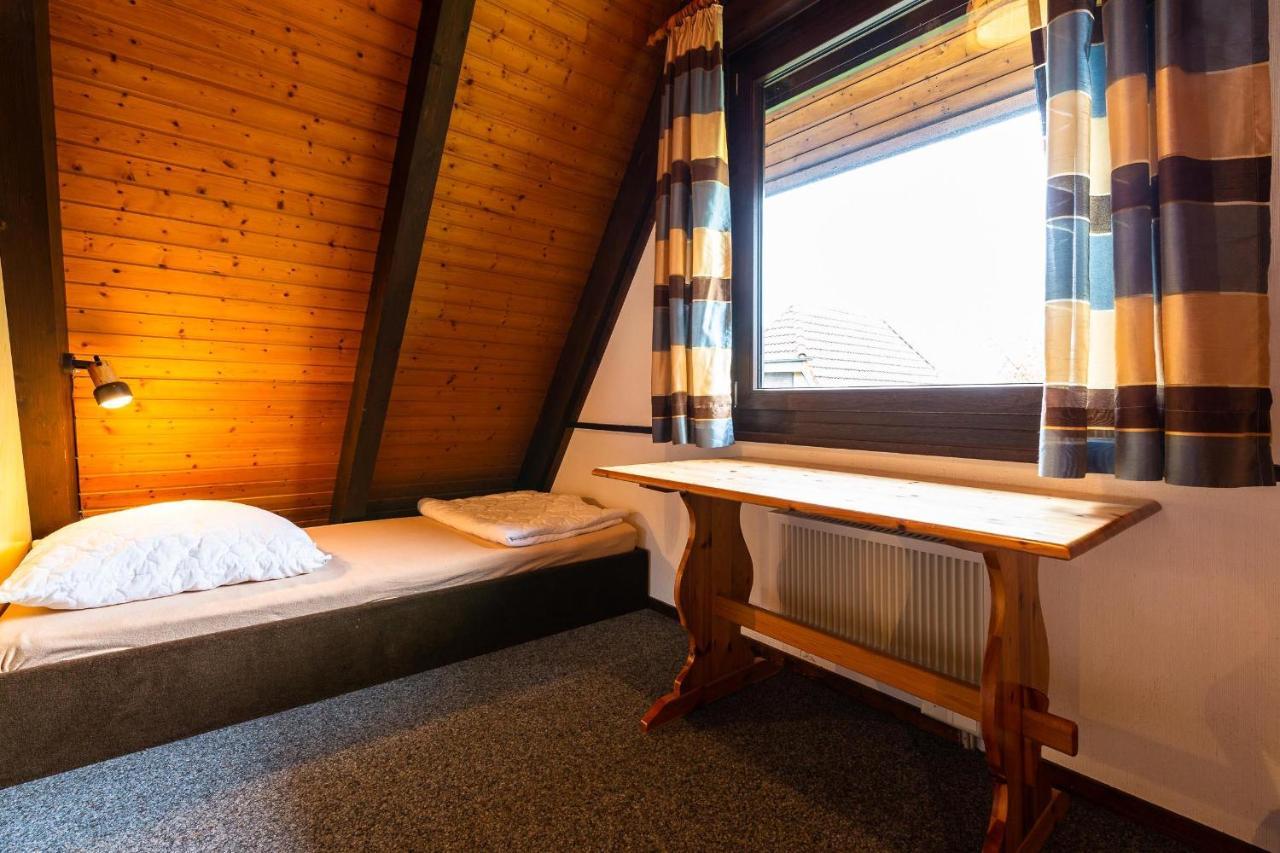 Ferienwohnpark Immenstaad Am Bodensee Nurdachhaus Typ 8 Ndt 099 Kültér fotó